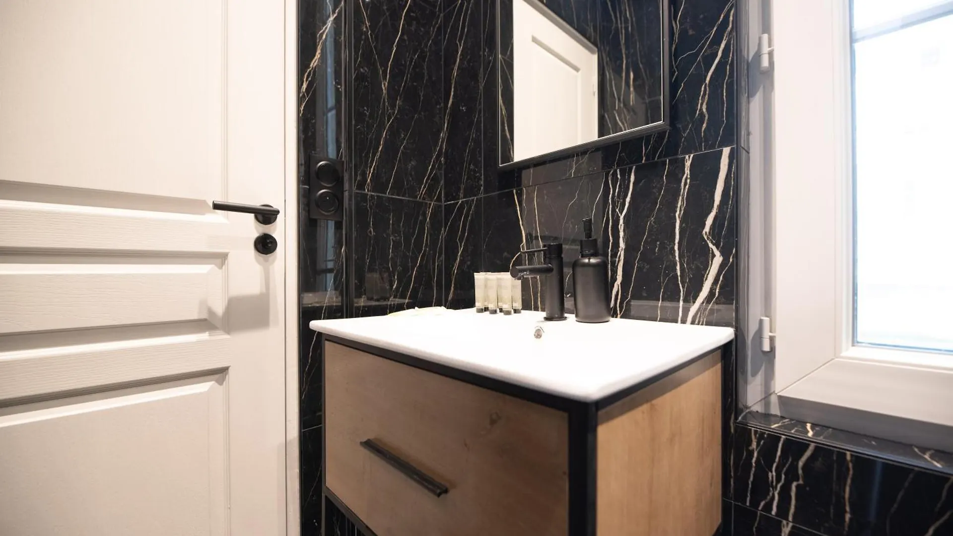 Apartment Lovely Flat In The Marais Paris France